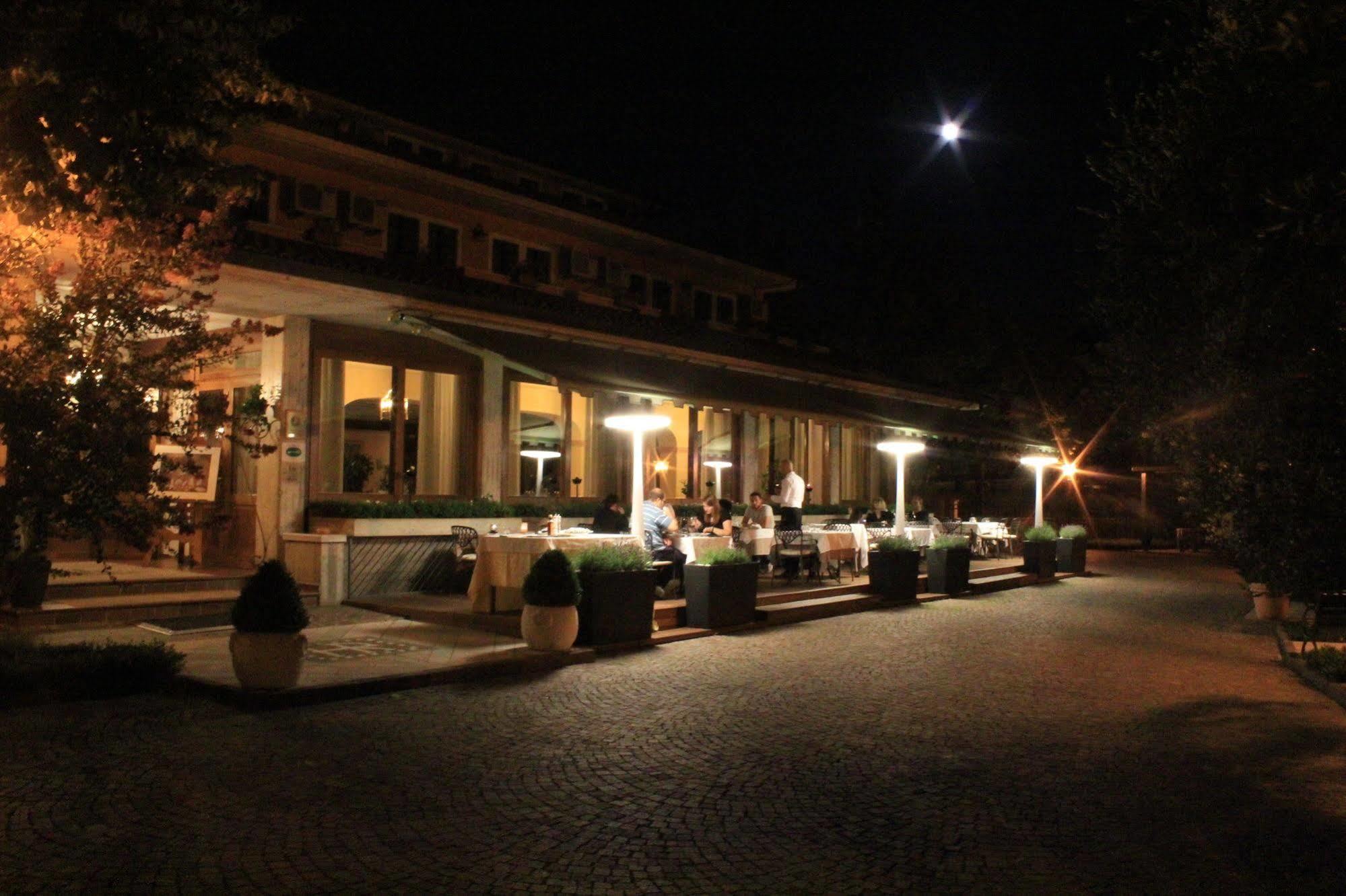Hotel Ristorante La Rosina Marostica Bagian luar foto